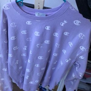 champion crew neck L— MAKE AN OFFER